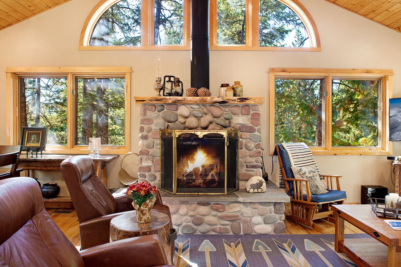 The interior of one of our spacious New Year's Montana vacation home rentals.